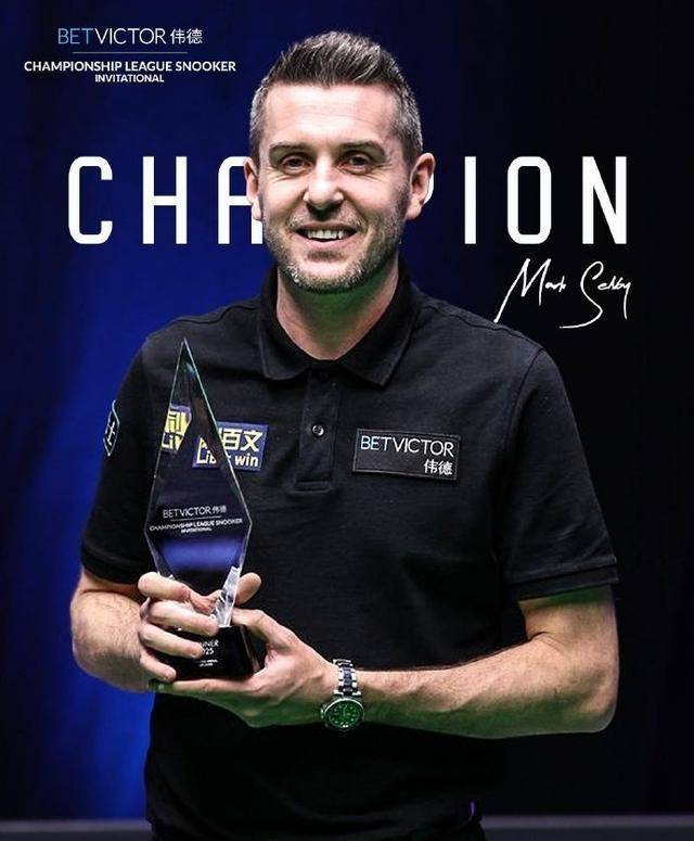 更是对国足 更是对国足